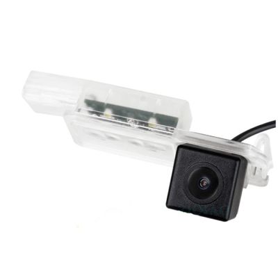 Camera video auto dedicata pentru mersul cu spatele compatibila cu VW CC 2013/Golf 7 unghi 150 de grade night vision 0 lux U2