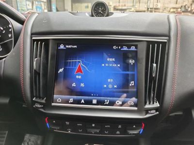 Navigație Maserati Levante 2006 - 2021, 8.4 inci, 8GB ram, 128GB stocare